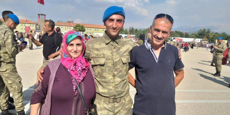 Piyade Uzman Çavuş Samet Aslan'ın acı haberi ailesine verildi