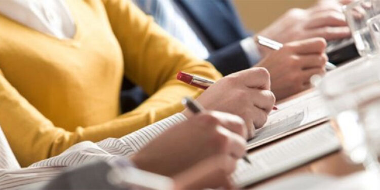 Sınav kaygısı nedir? Nasıl başa çıkılır?