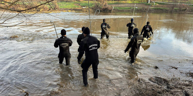 Kaybolduktan 5 gün sonra Simav Çayında cansız bedeni bulundu
