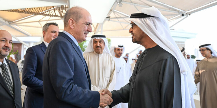 Numan Kurtulmuş BAE Devlet Başkanı ile görüştü