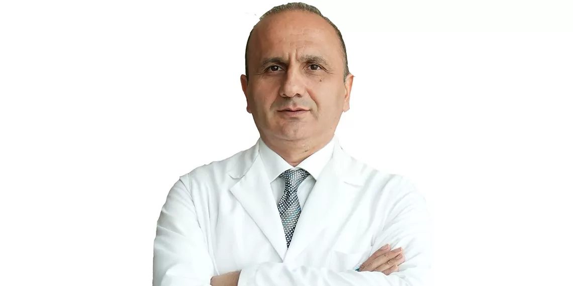 İsü liv hospital bahçeşehir üroloji uzmanı prof. Dr. Selçuk şahin, "teknoloji bağımlılarında böbrek taşı riski daha yüksek" dedi.