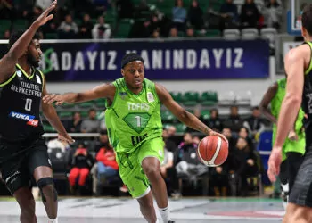 Tofaş-merkezefendi belediyesi basket: 98-77