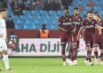 Trabzonspor Manisa FK'yı 3-1 mağlup etti