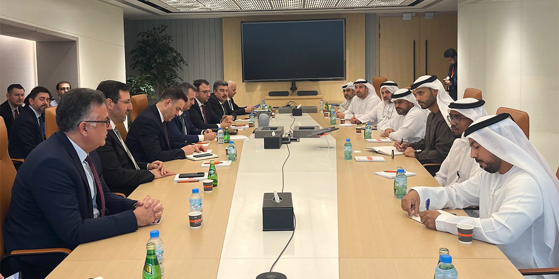 Türk Savunma Sanayii şirketlerinin yöneticileri BAE'de