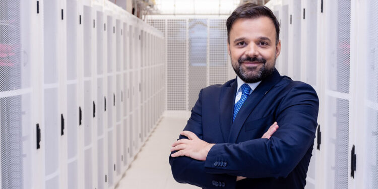 Kişisel mahremiyetin korunmasını toplum güvenliğinin bir parçası olarak görüyoruz