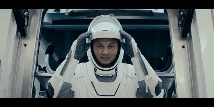 Türkiye'nin insanlı ilk uzay yolculuğu meydanlarda izlenecek