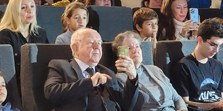 62 yıl sonra uzay yolculuğu heyecanını yaşadı