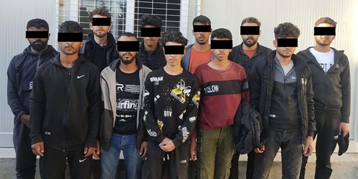 Edirne Valisi Yunus Sezer, "Şu anda göçmen hareketliliğinde yüzde 95 oranında bir azalma var. Çok büyük bir mücadele yürütülüyor, herkese ayrı ayrı teşekkür ediyoruz" dedi.