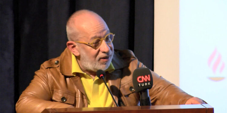 Yazar, Mario Levi hayatını kaybetti