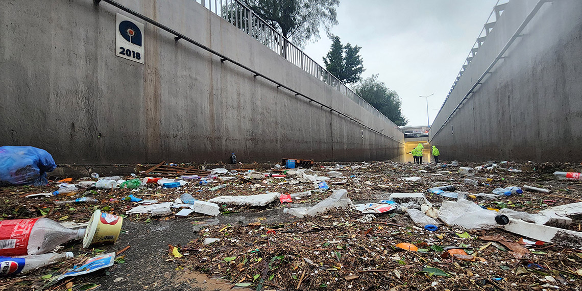 1 kişinin öldüğü su dolu alt geçitte felaketin izi