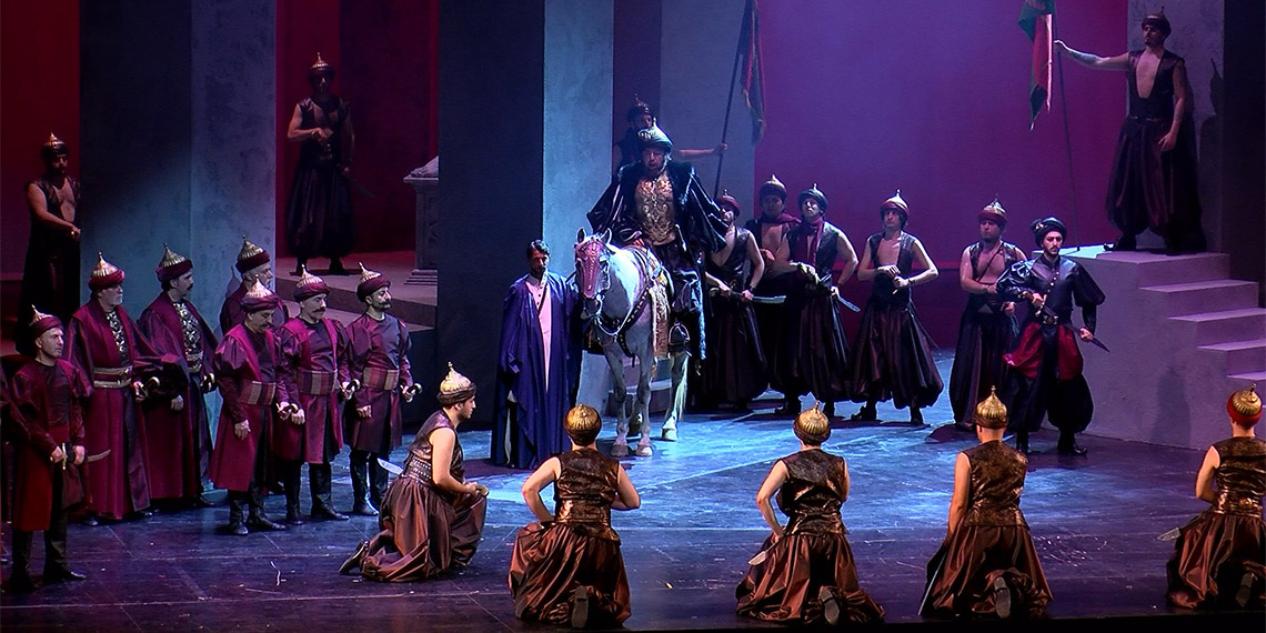 Dünyaca ünlü besteci Gioachino Rossini ve librettist Cesare della Valle tarafından kaleme alınan 2. Mehmet operasının prömiyeri Atatürk Kültür Merkezi'nde (AKM) gerçekleştirildi.