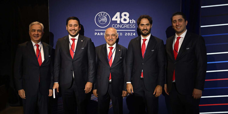 48'inci Olağan UEFA Kongresi, Paris'te düzenlendi