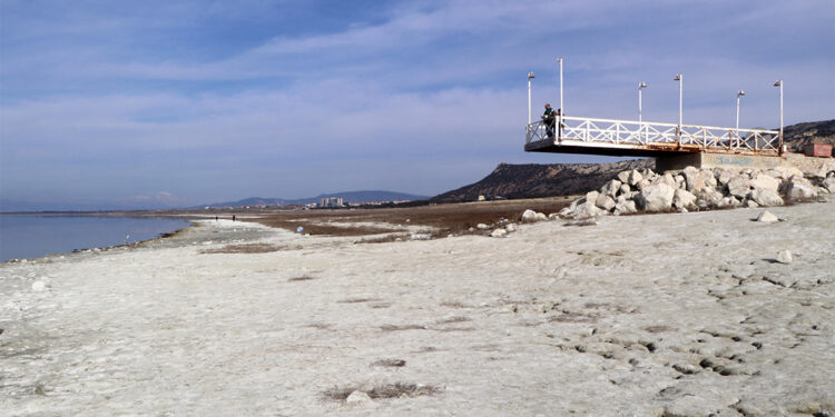 Burdur Gölü ve diğer göllerde susuzluk sirenleri çalıyor