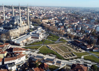 6 asırlık han ve hamamın restorasyonuna başlandı