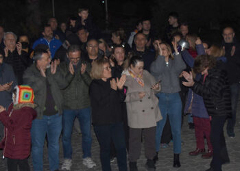 604 daireli site sakinlerinden 'usulsüz ihale' protestosu