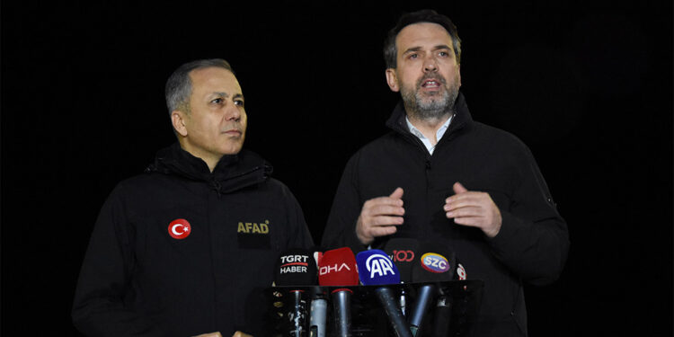 Maden ocağında arama faaliyetleri durduruldu