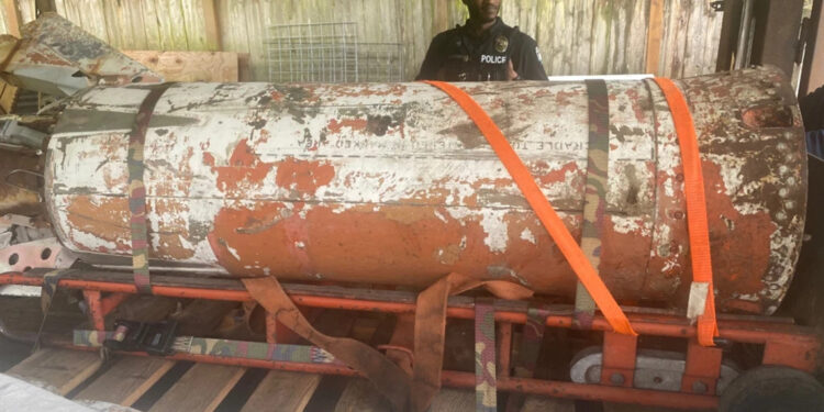 ABD’de bir evde askeri sınıf roket bulundu