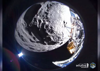 Abd’nin uzay aracı ay'dan görüntü paylaştı