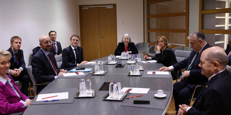 AB'den Ukrayna'ya 50 milyar Euroluk ek yardım paketi