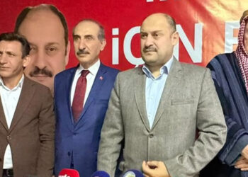 AK Partili Mehmet Yalçınkaya, YRP'den aday oldu