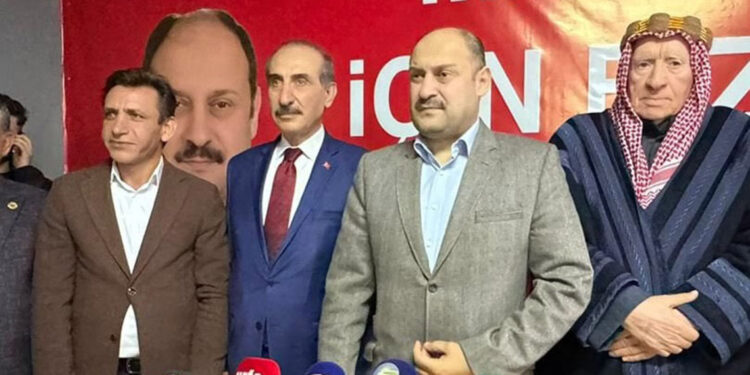 AK Partili Mehmet Yalçınkaya, YRP'den aday oldu