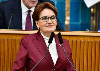Bir kutuplaşma ortamındayız