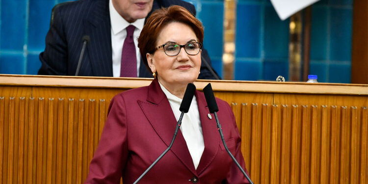 Bir kutuplaşma ortamındayız