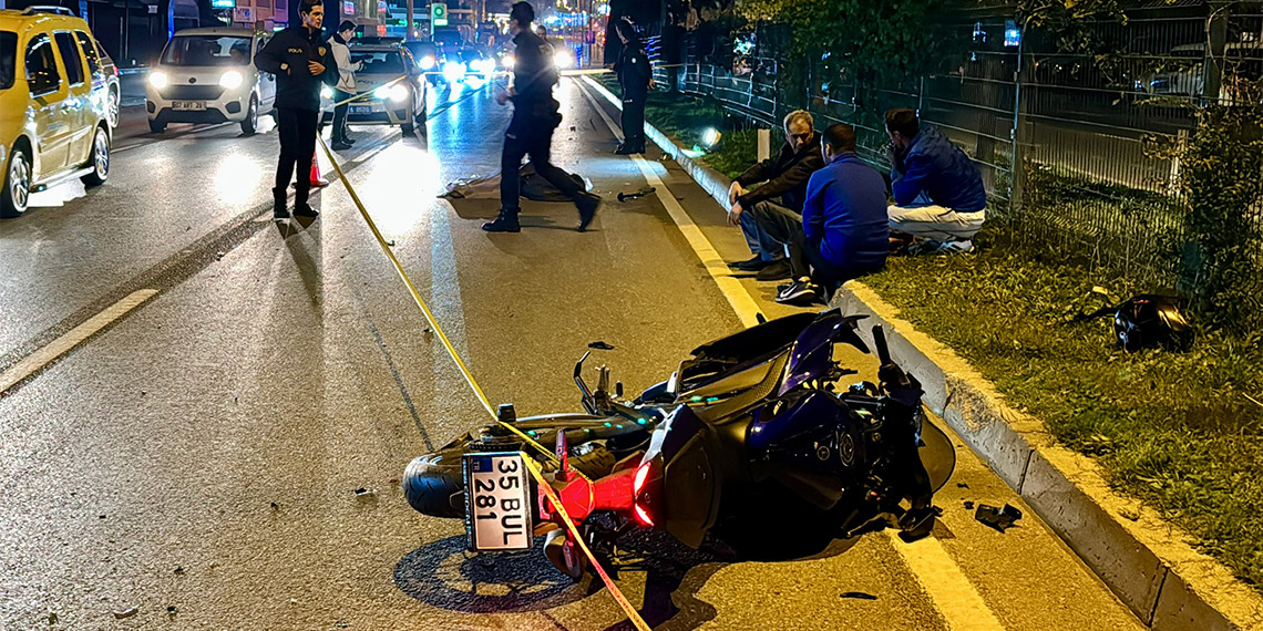 Yolun karşısına geçerken motosikletin çarptığı kadın öldü