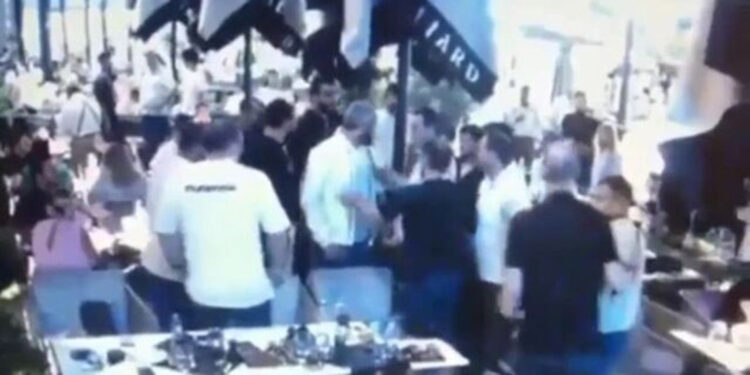 AVM'deki silahlı saldırıya ilişkin 3 sanığa dava