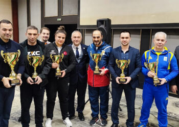 Avrupa Halter Şampiyonası'nda Türkiye kadınlarda ikinci oldu