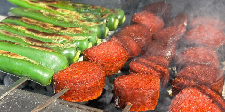 Adana'da kasap sucuğunun fiyatı bin liraya dayandı 