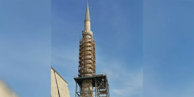 Ayasofya 2'nci bayezid minaresi'nde restorasyon