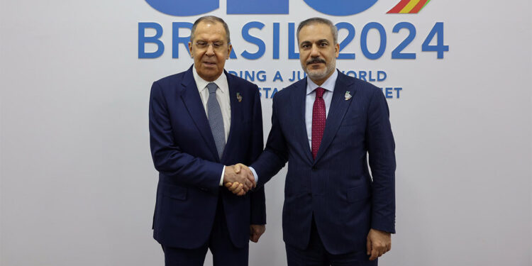 Hakan Fidan Rusya Dışişleri Bakanı Sergey Lavrov ile görüştü