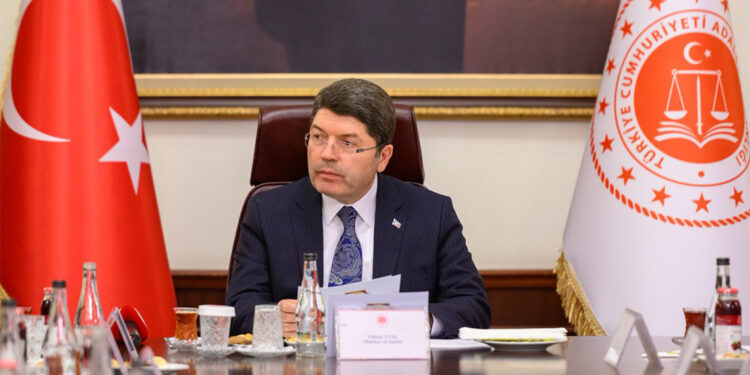 Bakan Tunç, Avrupa İşkencenin Önlenmesi Komitesi ile görüştü