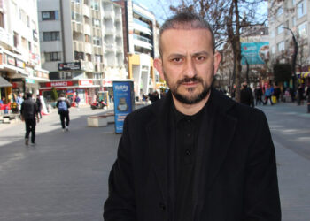 'Taksitli hac ve umre fırsatı' ilanıyla dolandırıldı