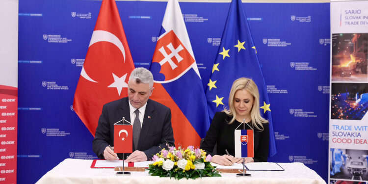 Bakan Bolat, ETOK-JETCO Kurucu Deklarasyonu’nu imzaladı