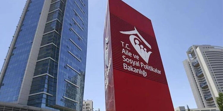 Bakanlıktan 'kayıp çocuk' paylaşımına suç duyurusu