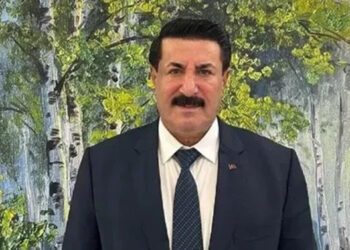 Başkan adayı, ücretsiz ulaşım vaadini uygulamaya soktu