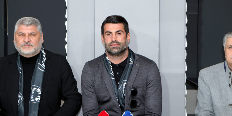 Beni sevmeyebilirsiniz ama Hatay'ı sevin