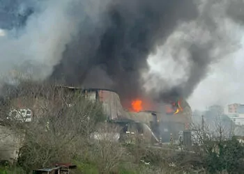 Beykoz'da fabrikada yangın