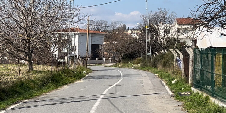 Beylikdüzü'nde 2 kişi otomobil içinde ölü bulundu