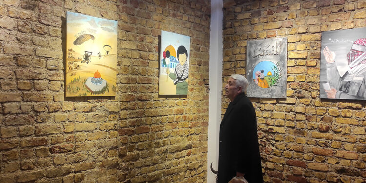 Beyoğlu'nda Filistin konulu resim sergisi açıldı