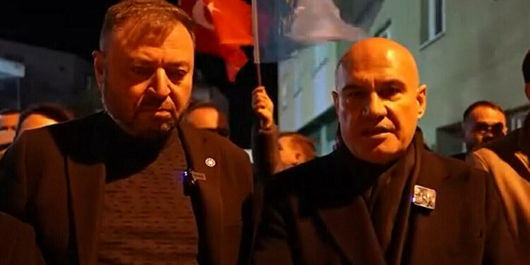 Bigadiç'teki CHP'nin aday listesindeki isimler, İYİ Parti üyesi