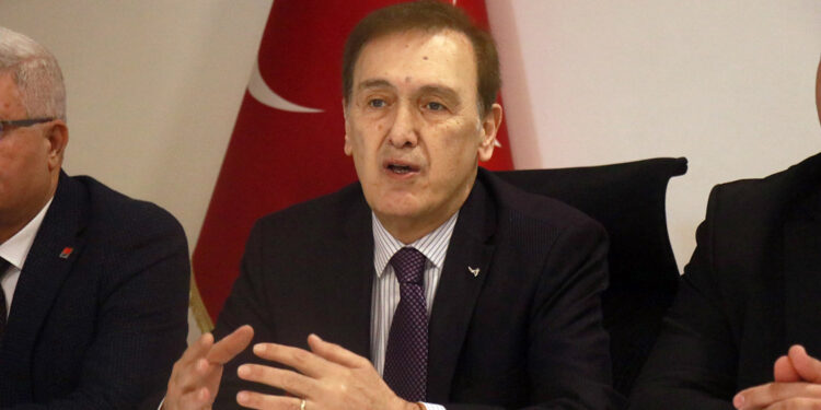 CHP Edirne Başkan Adayı Şükrü Ciravoğlu, adaylıktan çekildi