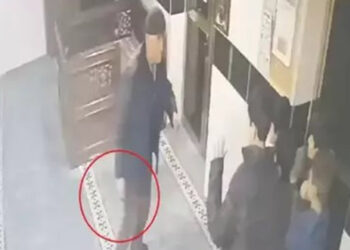 Camide oynayan çocuklara bıçak çeken şüpheli gözaltında