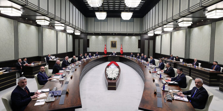 Cumhurbaşkanlığı Kabinesi toplandı: Gündemde neler var?