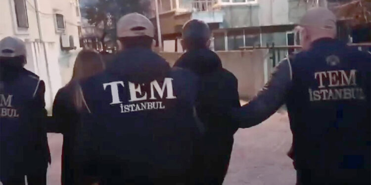 DEM Parti Esenyurt İlçe binasında yakalanan 2 kişi tutuklandı