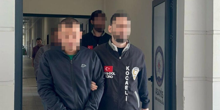 5 kuyumcuyu düşük ayarlı altınlarla 200 bin TL dolandıran şüpheliler yakalandı