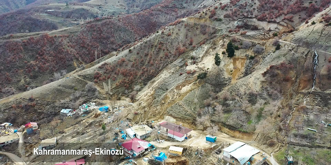 Depremin ikincil etkilerinden biri heyelanlar