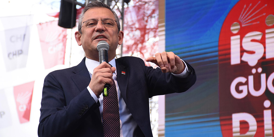 Dikili tarihi bir rekorla Adil Başkan'ı yeniden seçecek